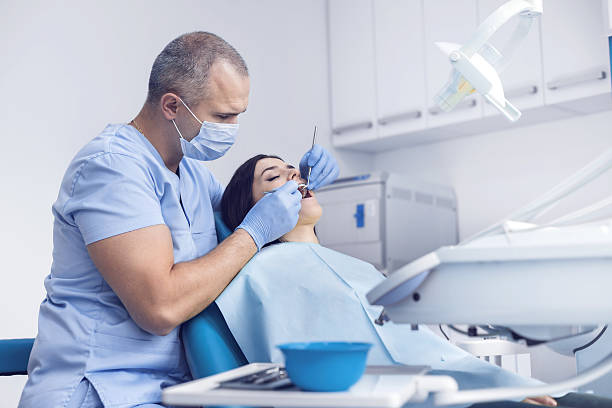 Best Tooth Extraction  in Jourdanton, TX